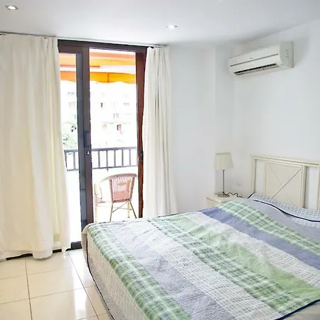 Hébergement de vacances 2 Min Walk To - Private Solarium