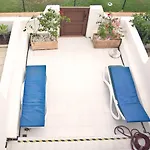 度假居 2 Min Walk To - Private Solarium 阿德耶