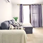 度假居 2 Min Walk To - Private Solarium